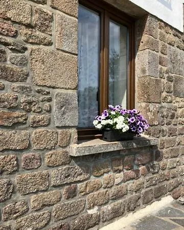 3 Bedroom Farmhouse In Normandy