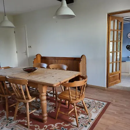 Сasa de vacaciones 3 Bedroom Farmhouse In Normandy